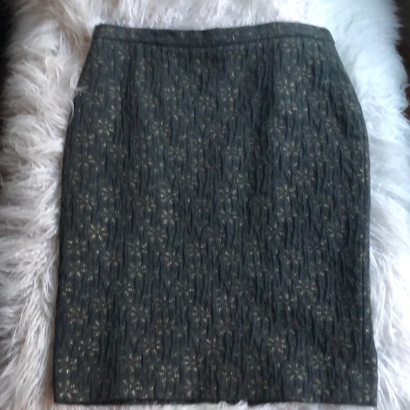 🇺🇸 Moschino Medium Stunning color and fit - Picture 11 of 16